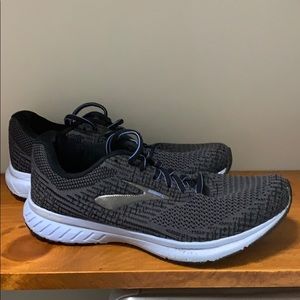 Brooks Revel running shoes